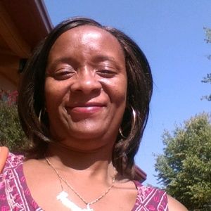 Meet your Posher, Roxanne